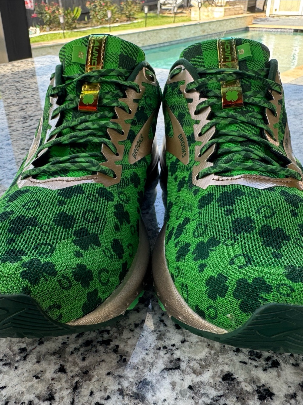 Brooks Green Shamrock-Print Running Shoes with Metallic Gold Accents - Picture 2 of 13